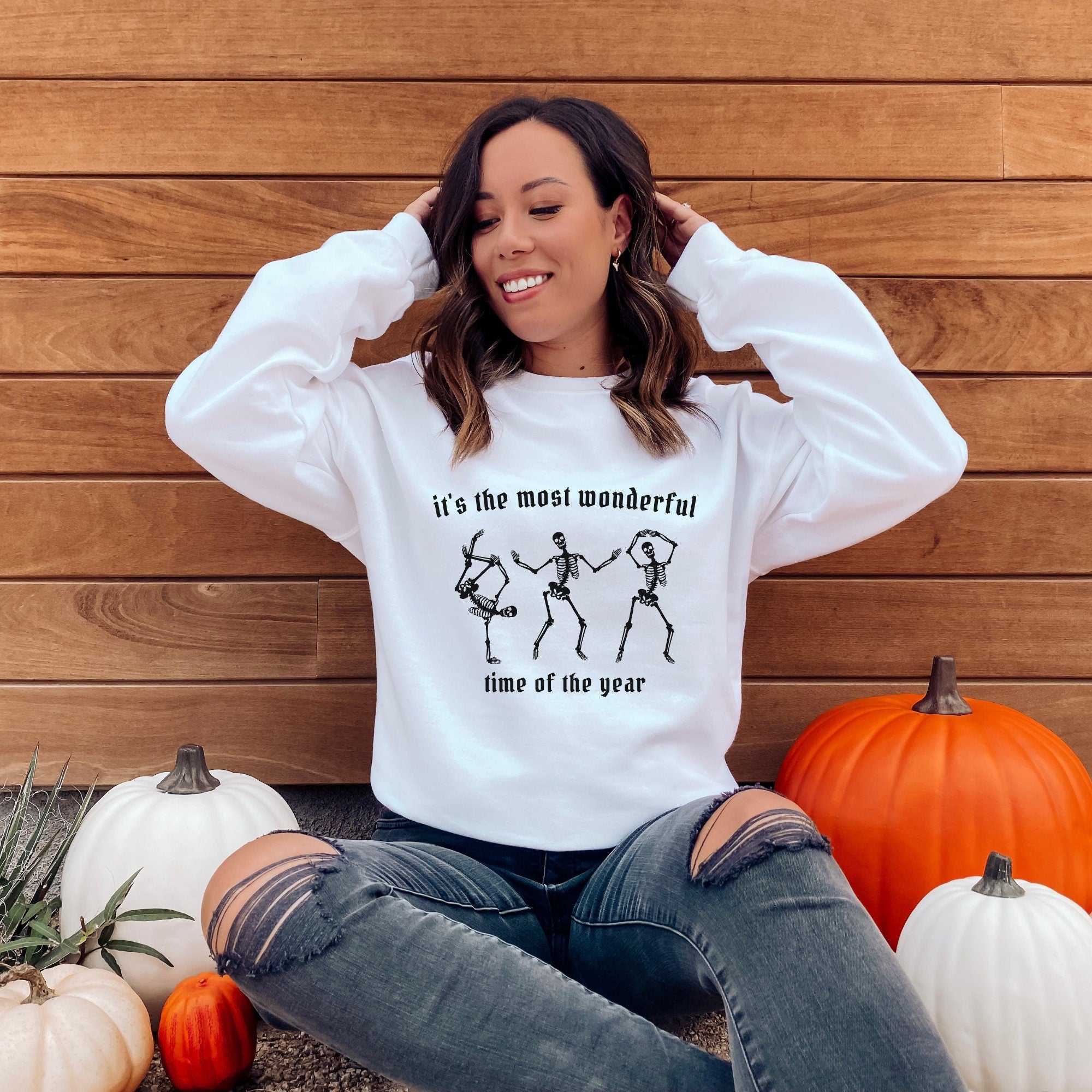Dancing Skeleton Sweatshirt in White