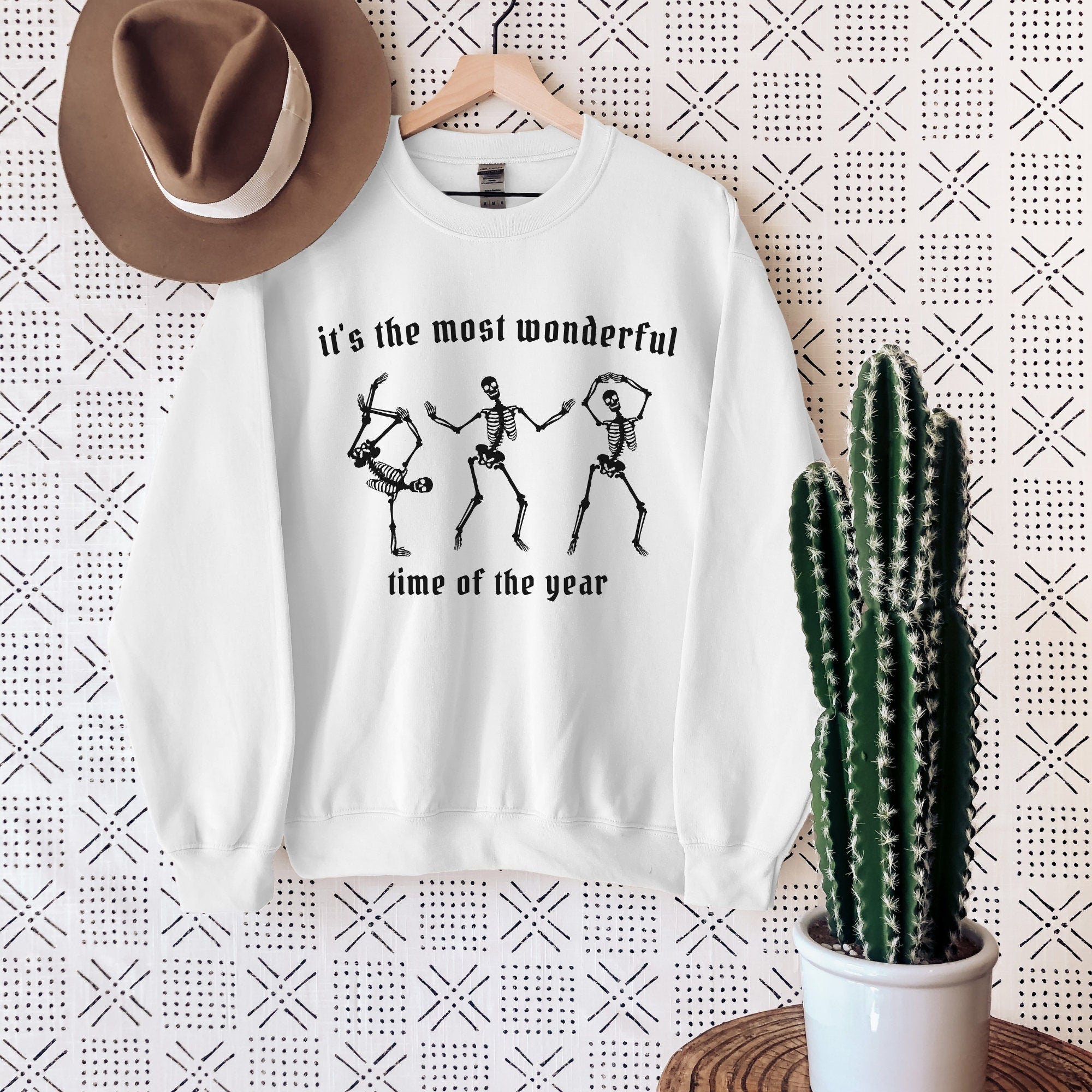 Dancing Skeleton Sweatshirt in White