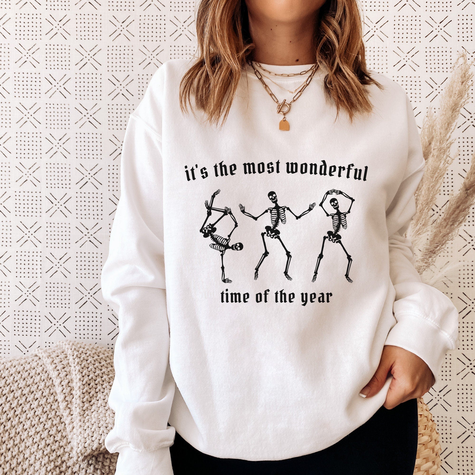 Dancing Skeleton Sweatshirt in White